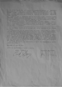 Immagine di un documento dattiloscritto intitolato "SCRITTURA PRIVATA", con paragrafi numerati che descrivono un accordo formale tra due persone.