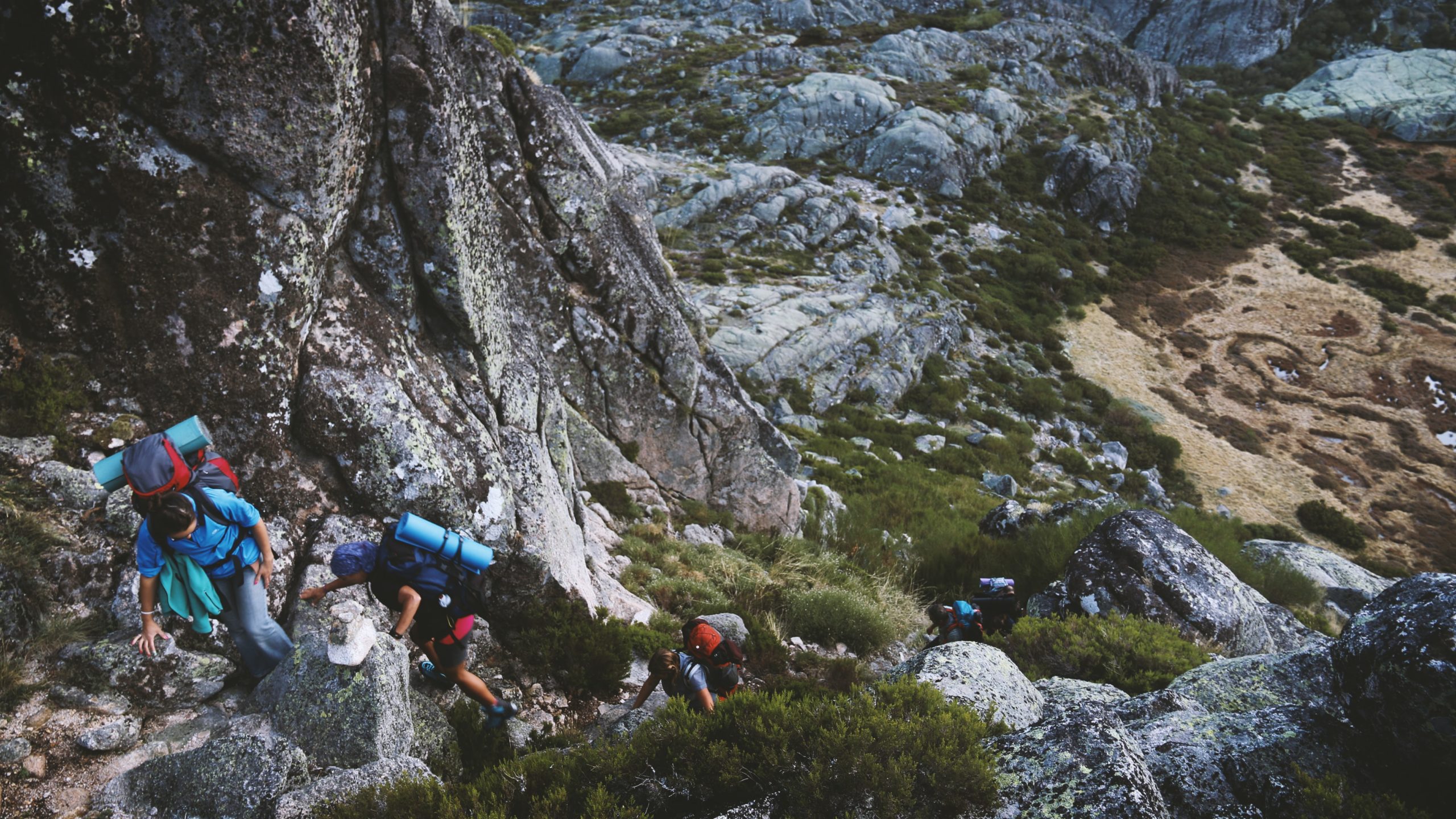 trekking